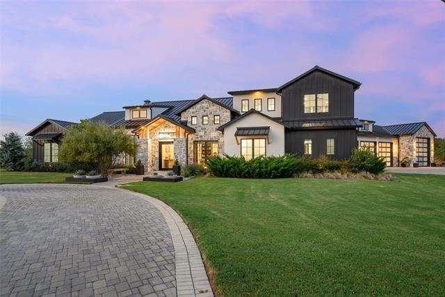 635 Highpoint Road - Photo 4