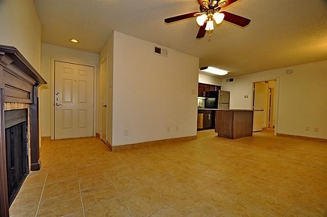 6910 Skillman Street - Photo 3