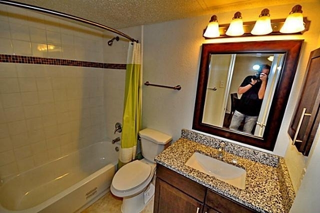 6910 Skillman Street - Photo 5