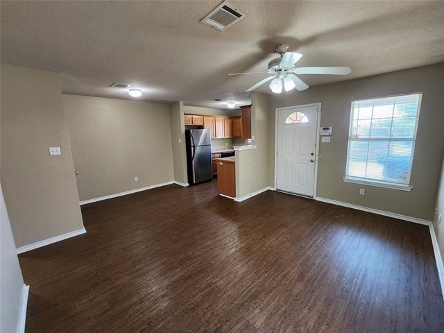 1429 E Robert Street - Photo 2