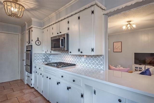 5739 Banting Way - Photo 1