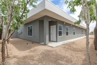 2336 E Harvard Street - Photo 1