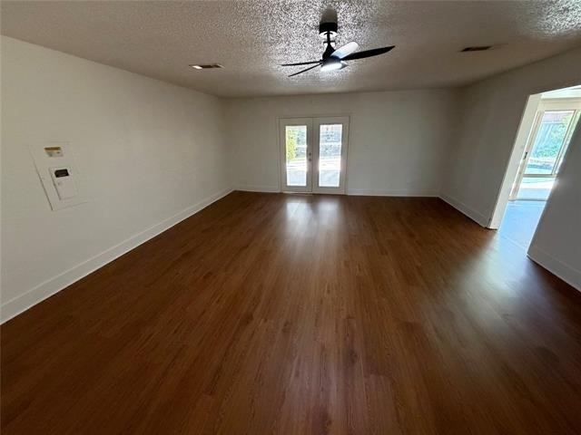 4909 Van Ness Street - Photo 12