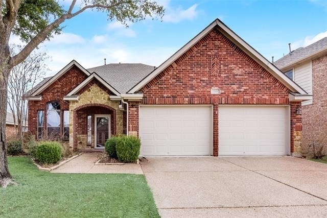 2569 Pinnacle Point Drive - Photo 1