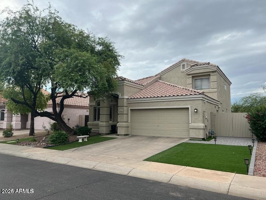 650 W Kent Place - Photo 1
