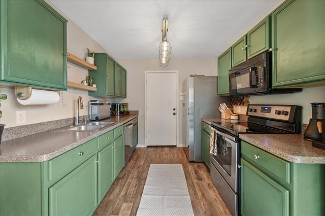 6913 Planters Row Drive - Photo 8