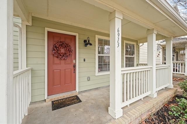6913 Planters Row Drive - Photo 2