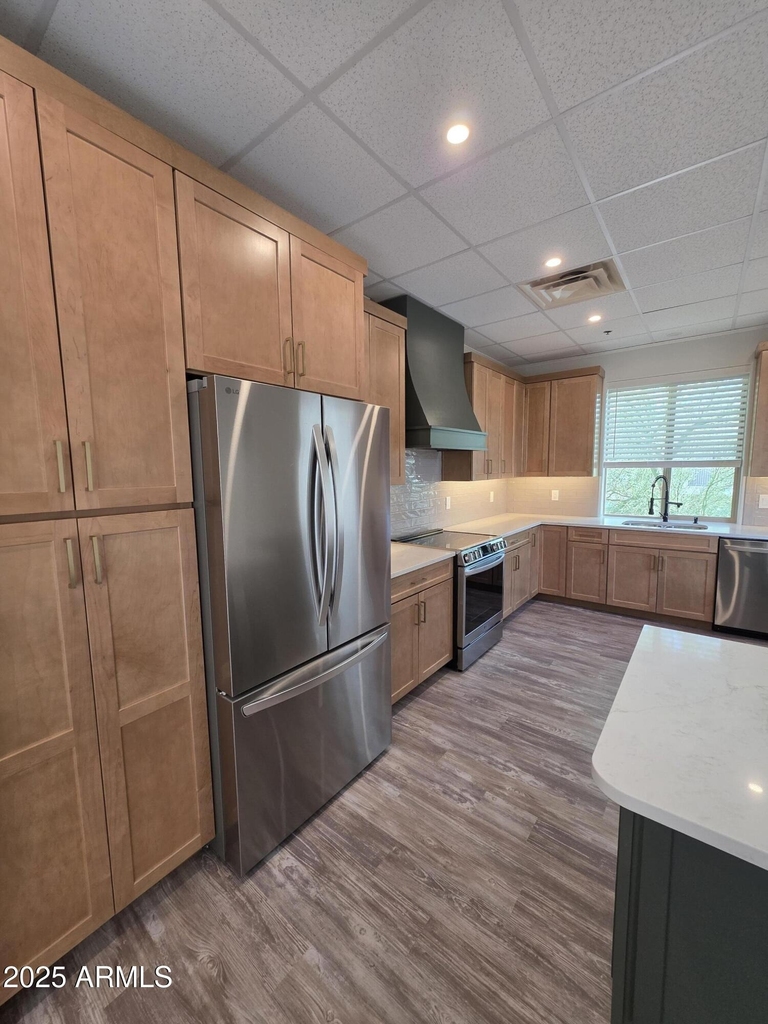 16715 E Parkview Avenue - Photo 10