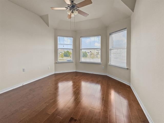 5530 Greensboro Drive - Photo 13