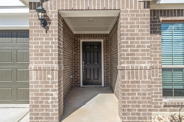 639 Arlington Park Court - Photo 3