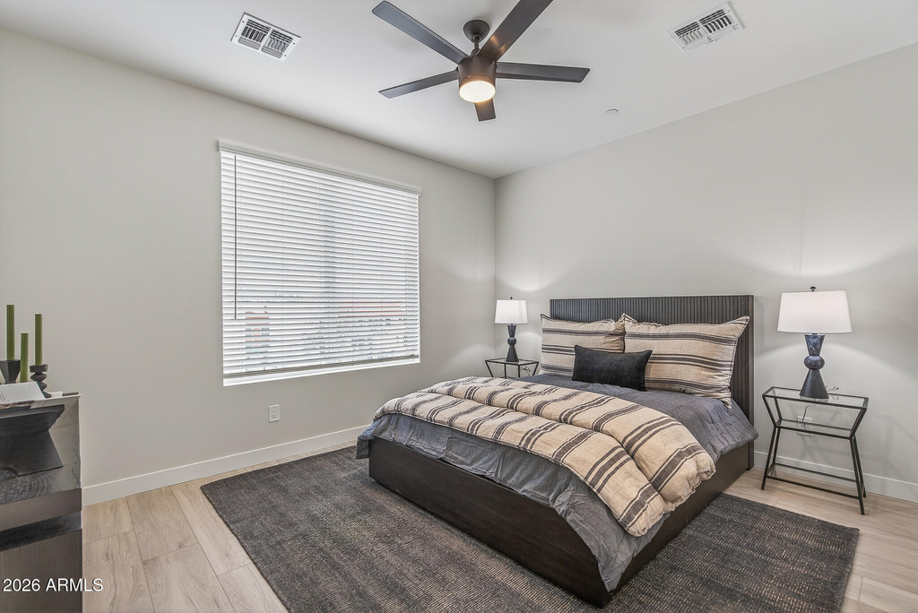 2601 E Clarendon Avenue - Photo 30