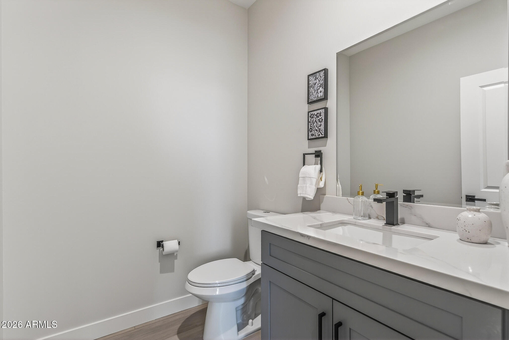 2601 E Clarendon Avenue - Photo 22