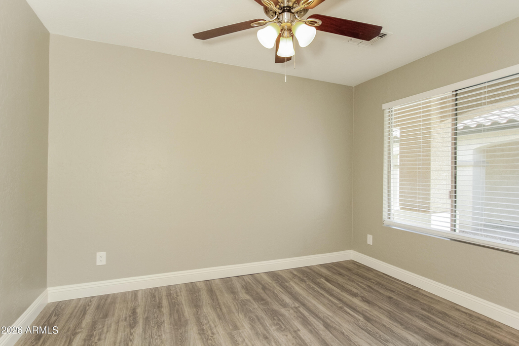 7005 S 31st Drive - Photo 8