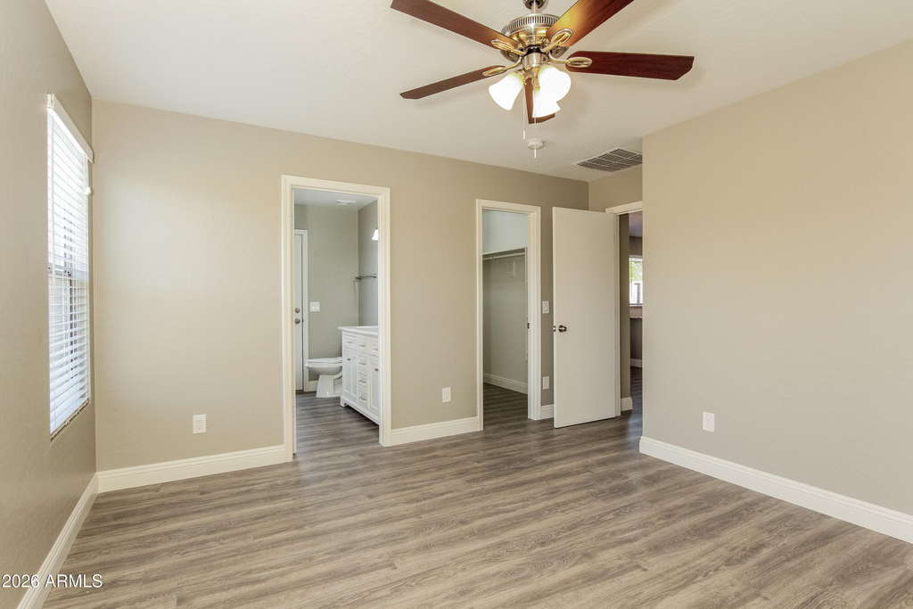7005 S 31st Drive - Photo 10