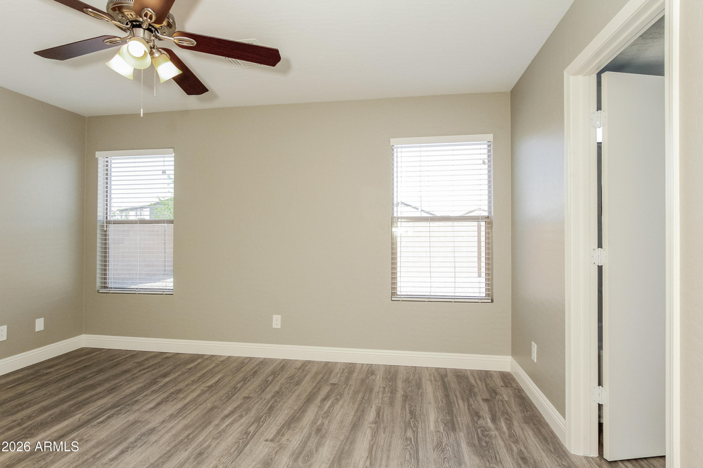 7005 S 31st Drive - Photo 11