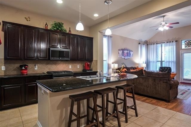 660 Payton Way - Photo 4