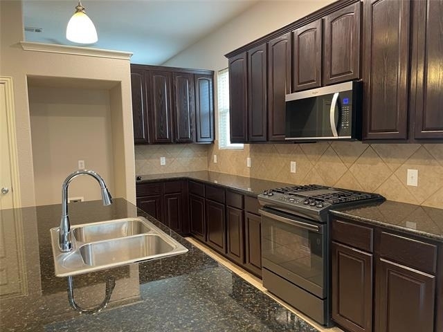 660 Payton Way - Photo 9