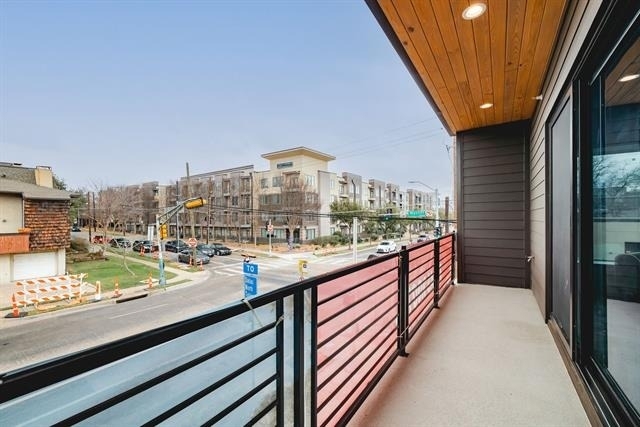 3053 Wycliff Avenue - Photo 16