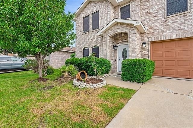 2345 Maple Drive - Photo 1