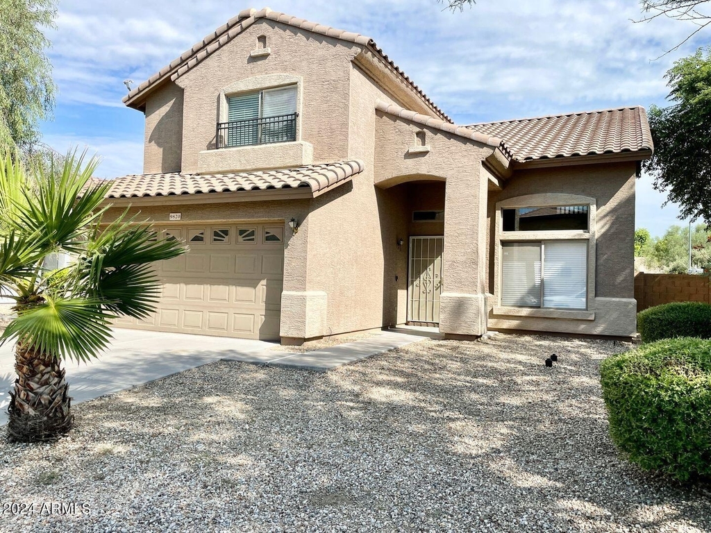 9820 W Pioneer Street - Photo 2