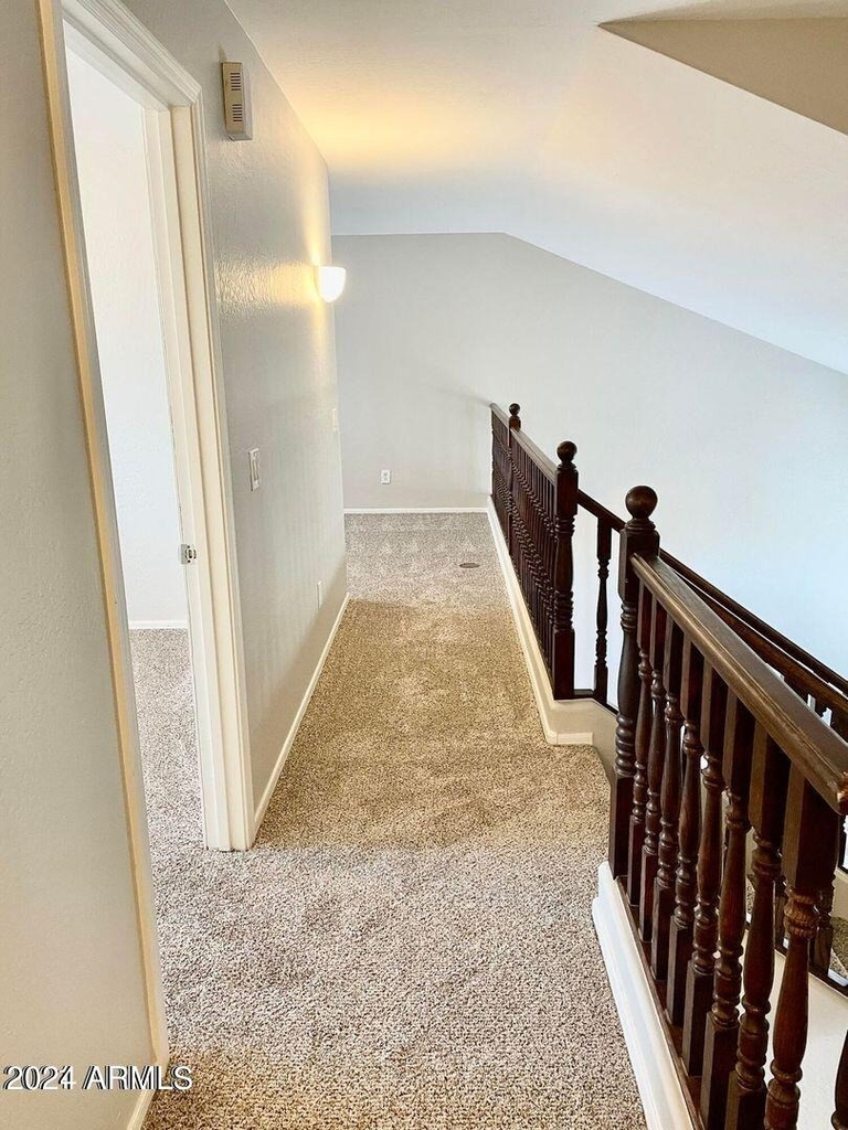 9820 W Pioneer Street - Photo 27