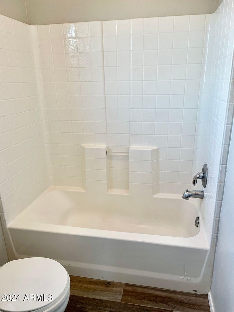 9820 W Pioneer Street - Photo 35