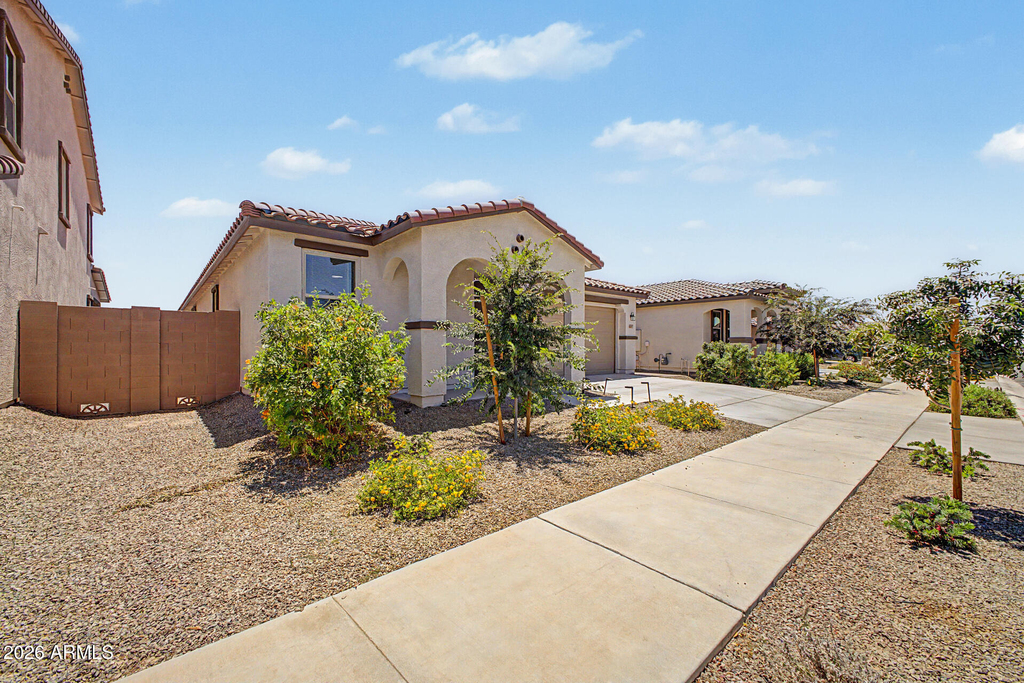 21157 E Canary Way - Photo 1