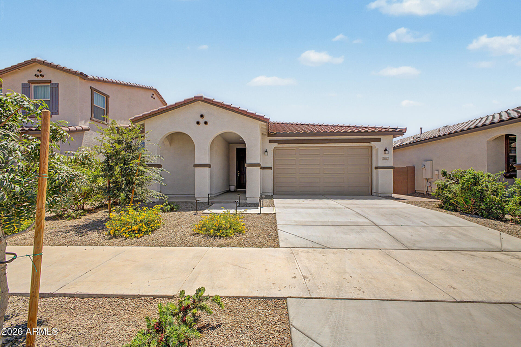 21157 E Canary Way - Photo 0