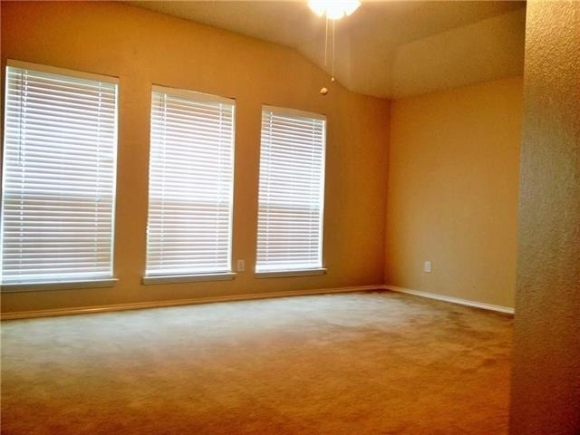 625 Rothschild Lane - Photo 8