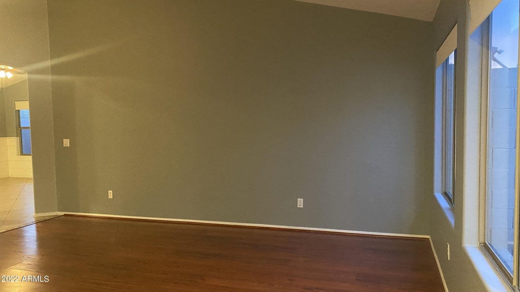 2610 N 107th Drive - Photo 2