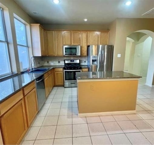 6609 Amesbury Lane - Photo 1