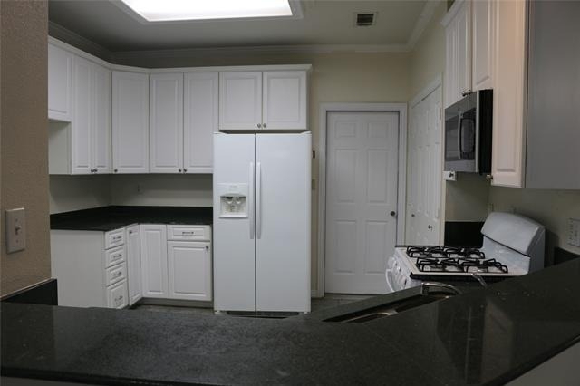 629 Park Place Drive - Photo 7