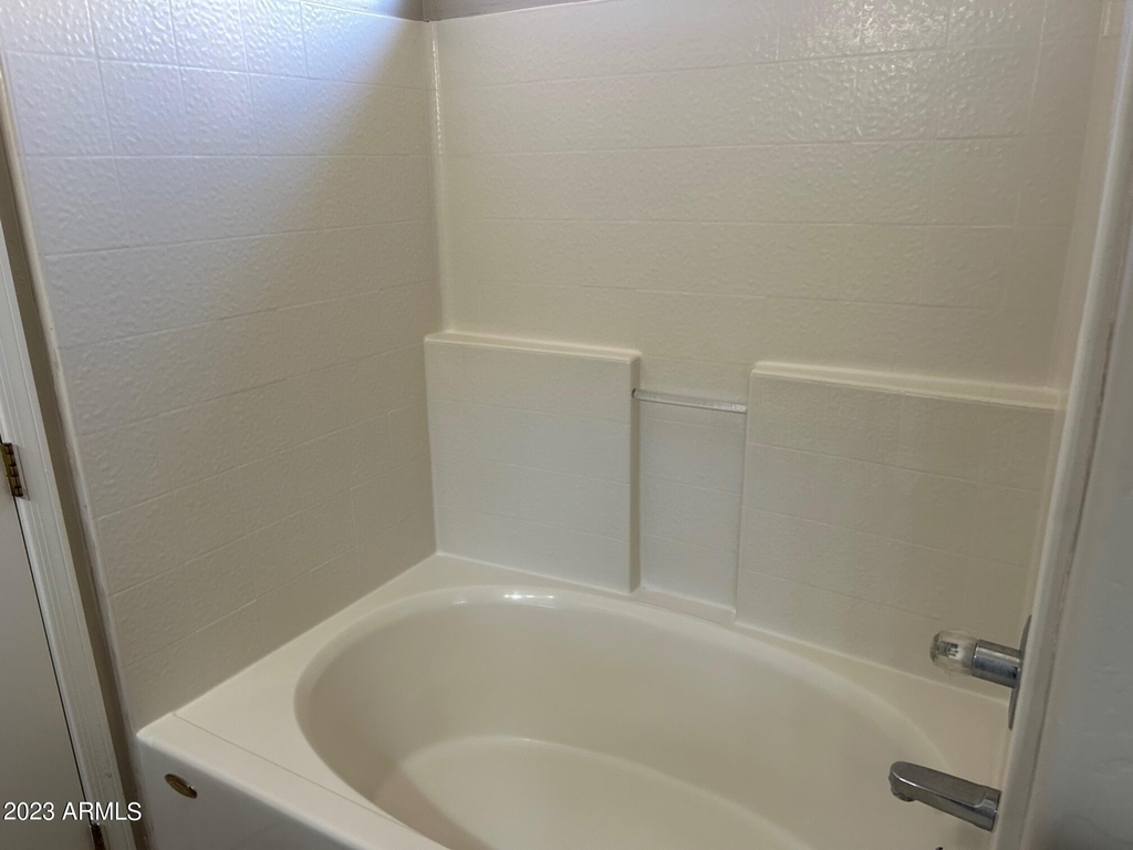 1385 E Betsy Lane - Photo 10