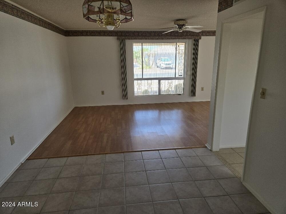 15457 N Ridgeview Road - Photo 2