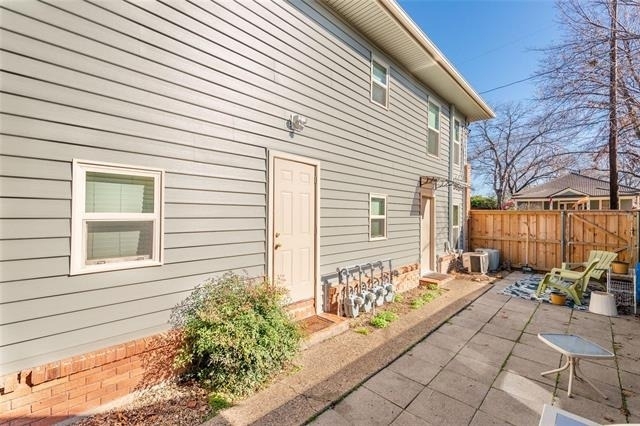 4723 Victor Street - Photo 11