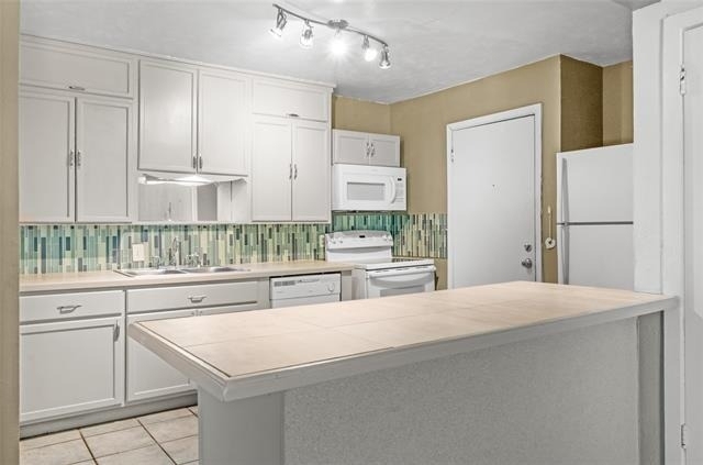 4723 Victor Street - Photo 6