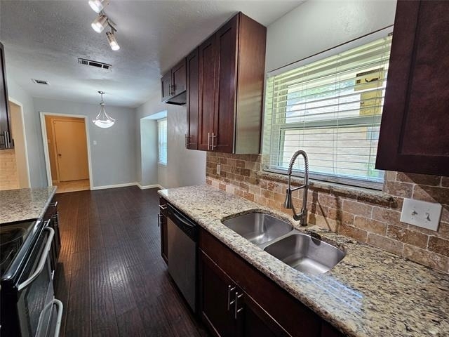 216 Wesley Drive - Photo 6