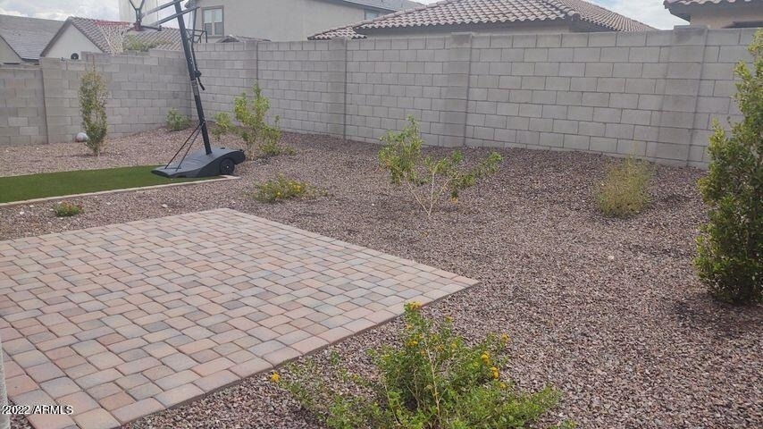 19585 W Annika Drive - Photo 33