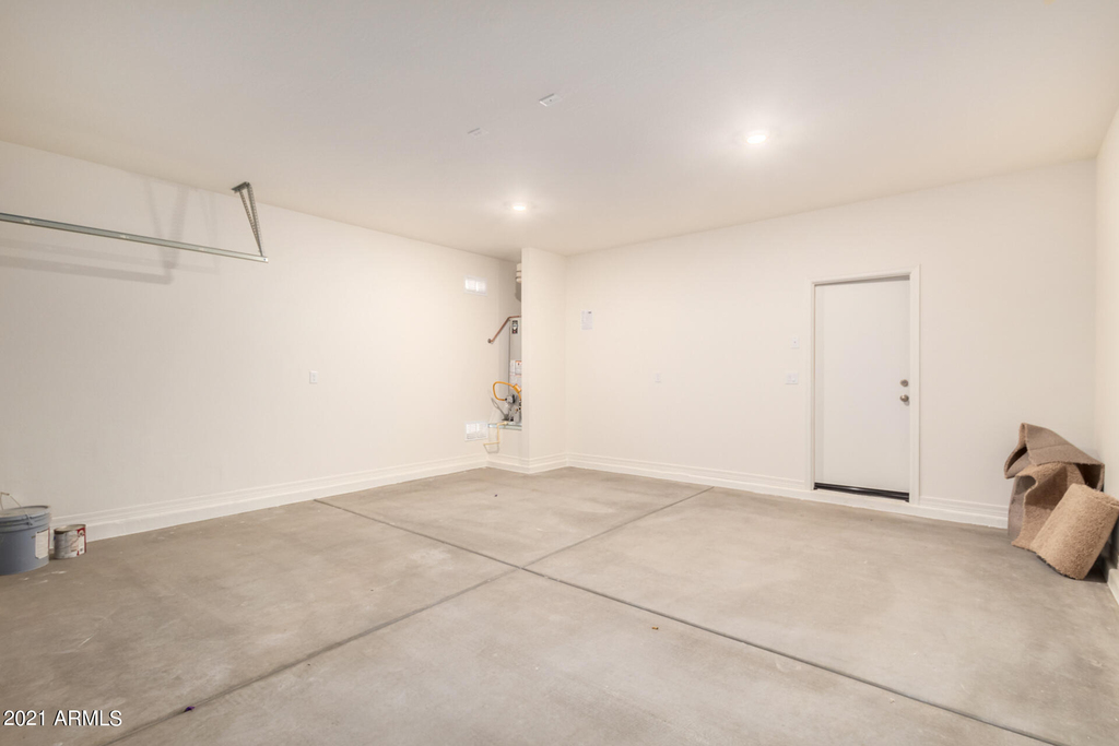 19585 W Annika Drive - Photo 30