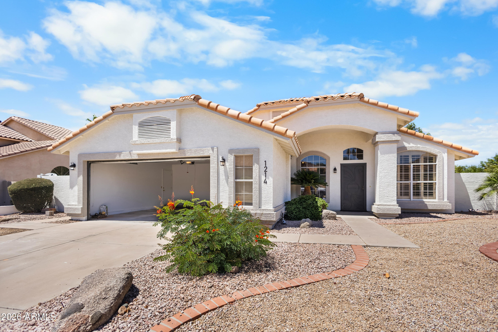 1214 E Beverly Lane - Photo 3