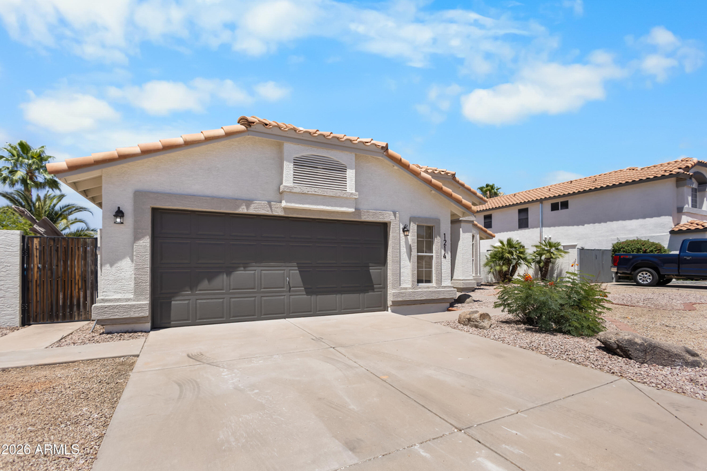 1214 E Beverly Lane - Photo 2