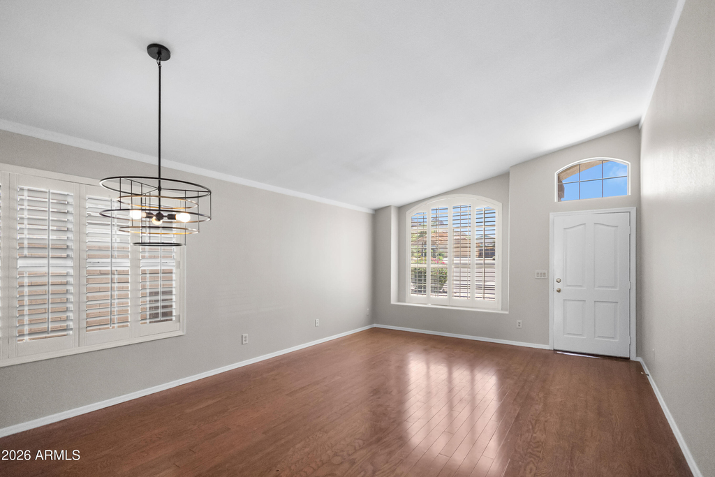 1214 E Beverly Lane - Photo 5