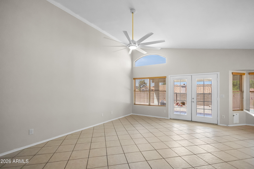 1214 E Beverly Lane - Photo 8