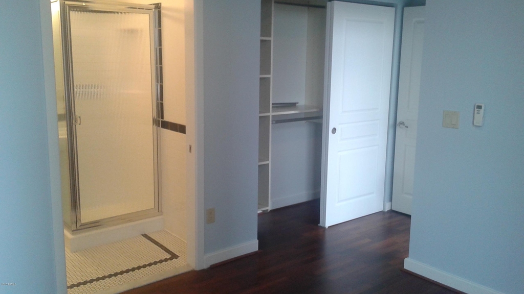 114 W Adams Street - Photo 16