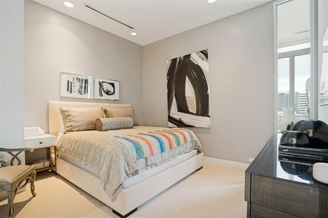 2408 Victory Park Lane - Photo 11