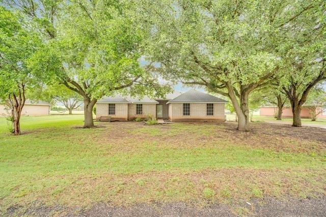 209 Alesha Road - Photo 1