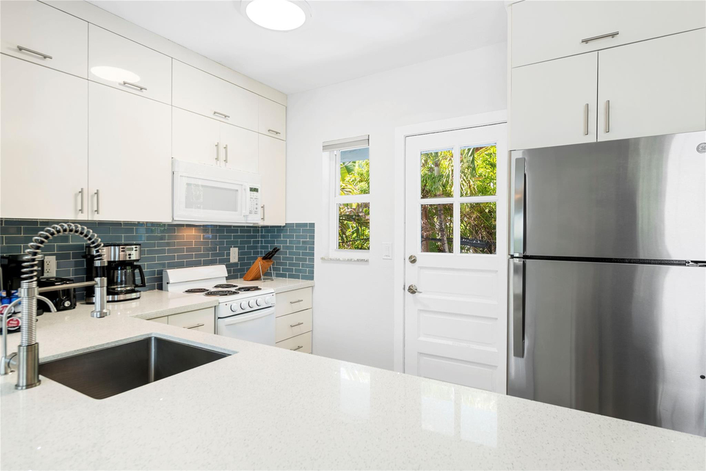 3015 Seville Street - Photo 11