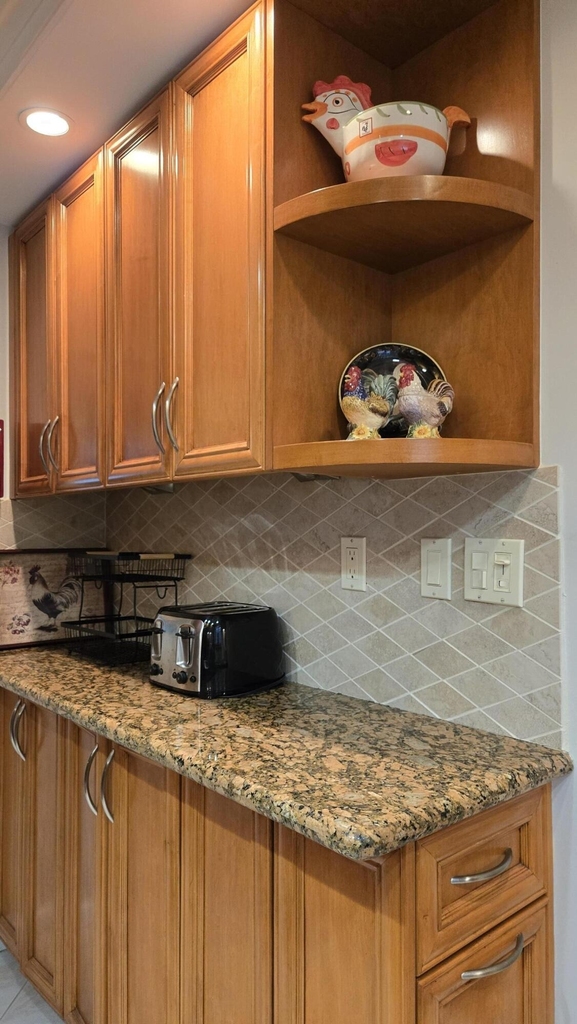 1161 Hillsboro Mile - Photo 22