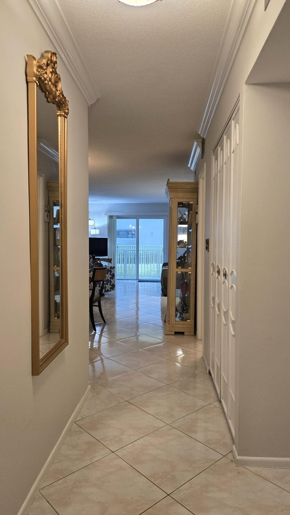 1161 Hillsboro Mile - Photo 23