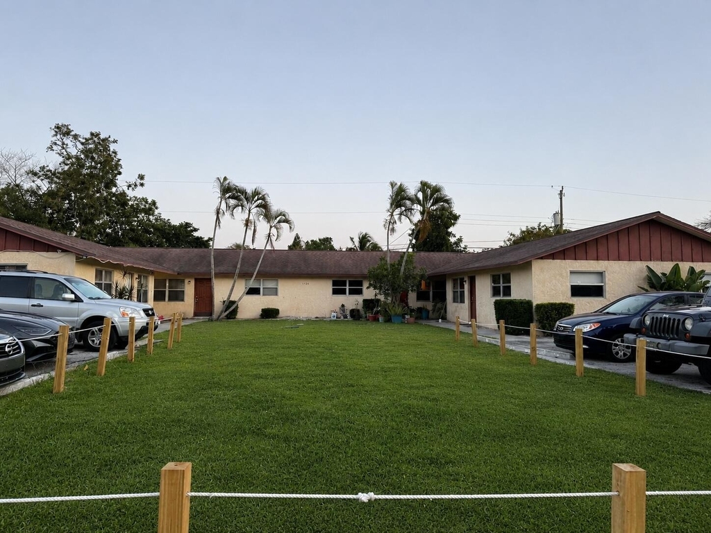 1794 Juno Road - Photo 8